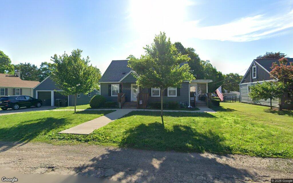 Sterling: Single-family home goes for $180,000 — Arlington Heights Real Estate news