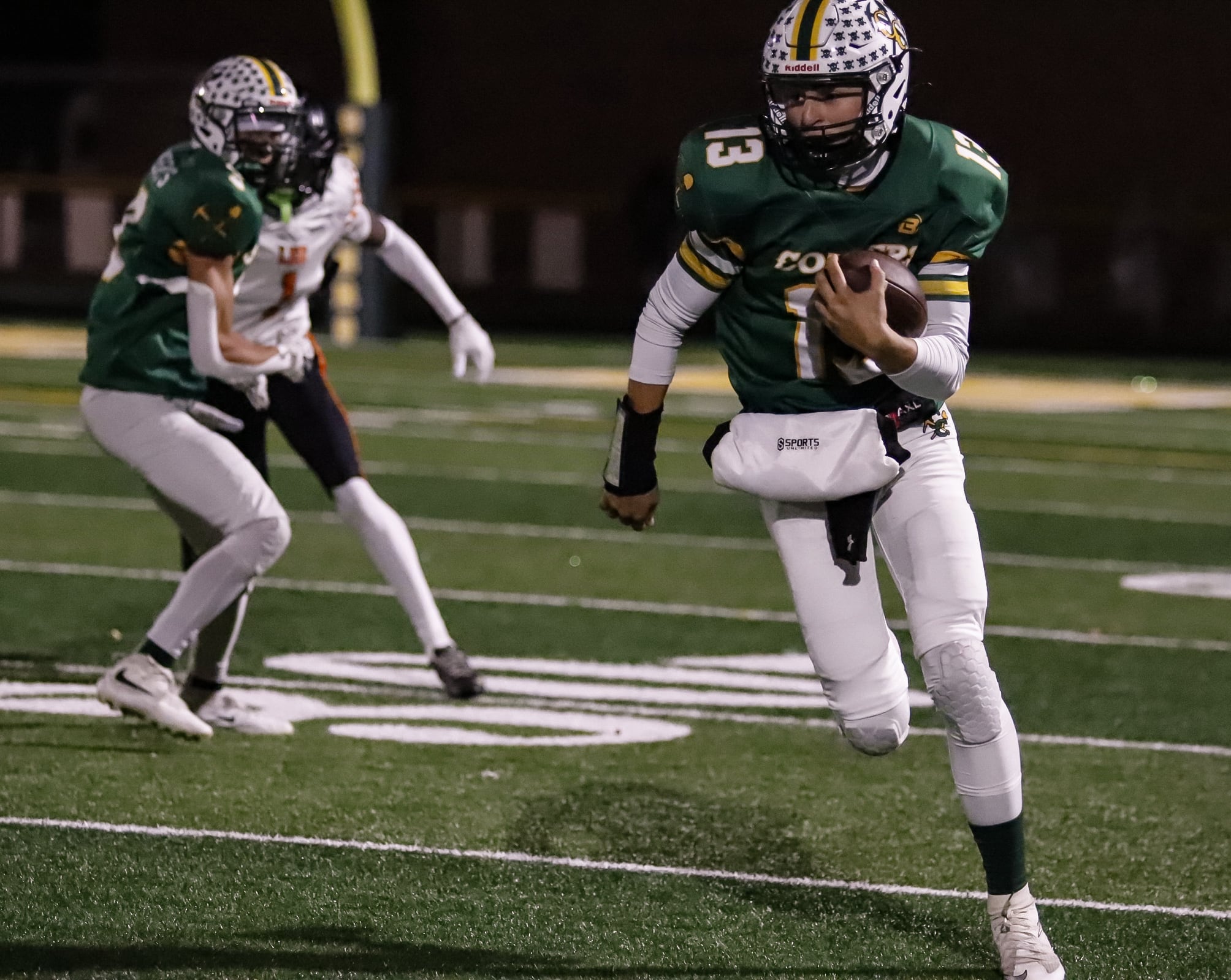 Coal City’s fast start sends Coalers past Chicago Leo 35-8 in Class 4A playoffs — Arlington Heights Sports news
